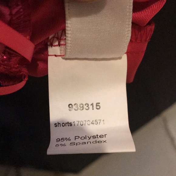 Metallic dolphin shorts - Picture 5 of 6